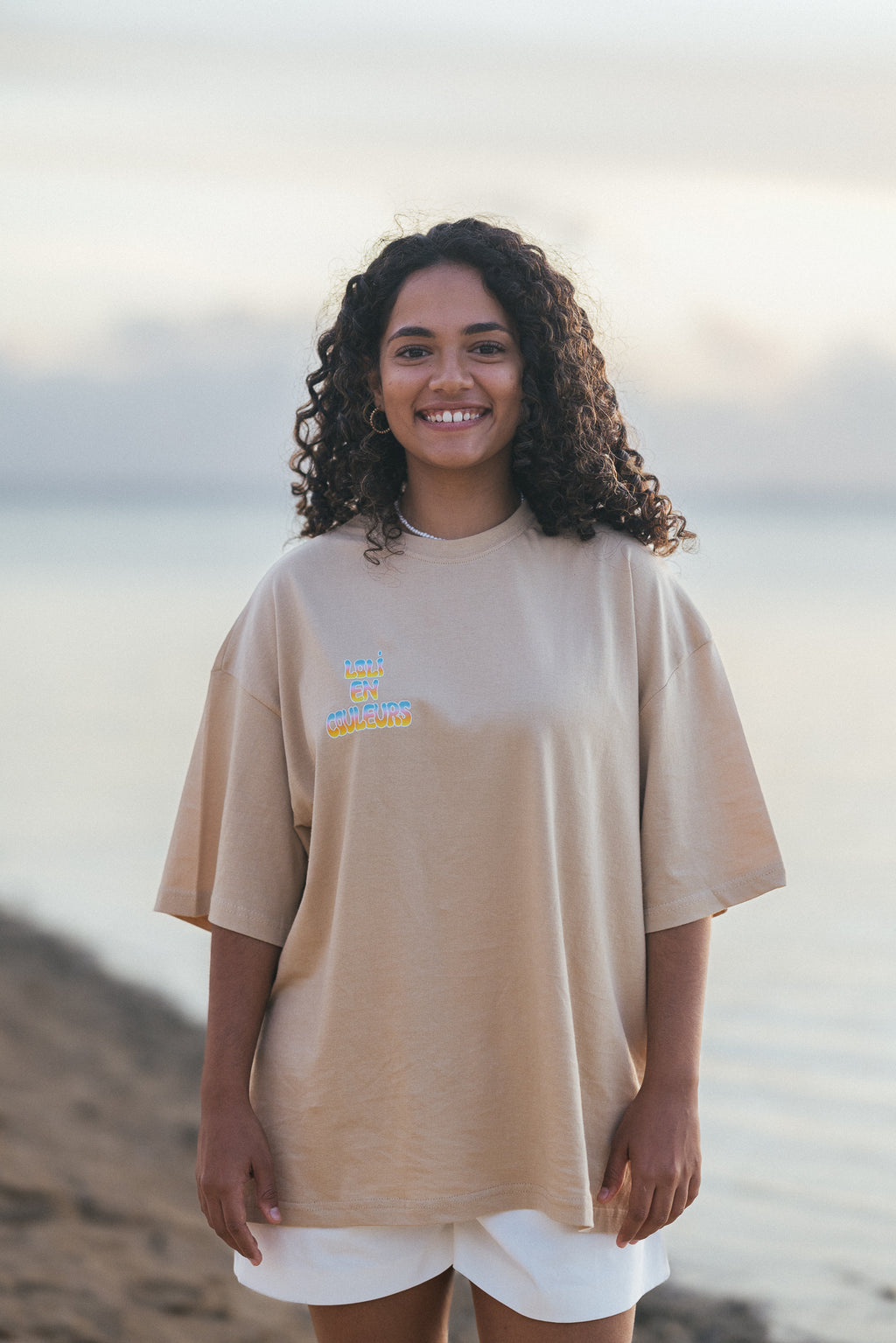 Loli en couleurs beige - T-shirt oversize