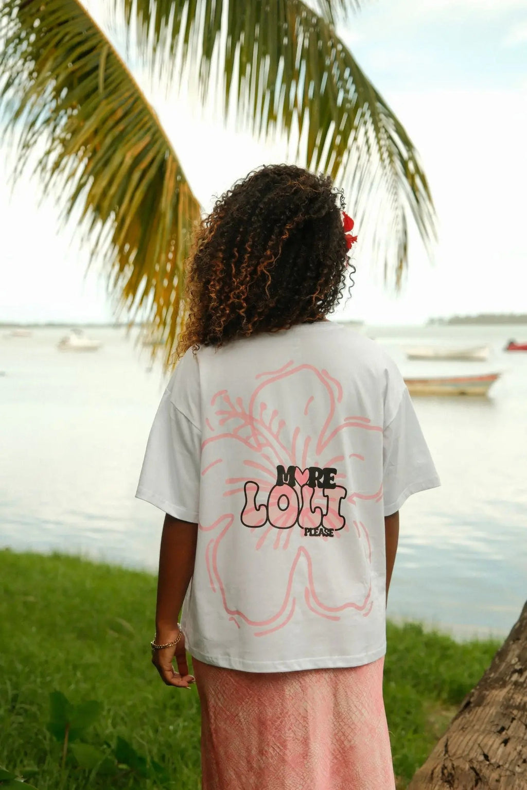T-shirt oversize blanc hibiscus rose - Loli